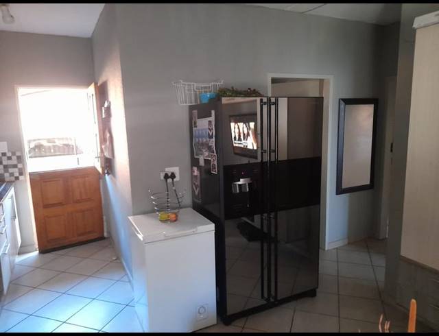 2 BEDROOM APARTMENT FOR SALE IN LOTUS GARDENS